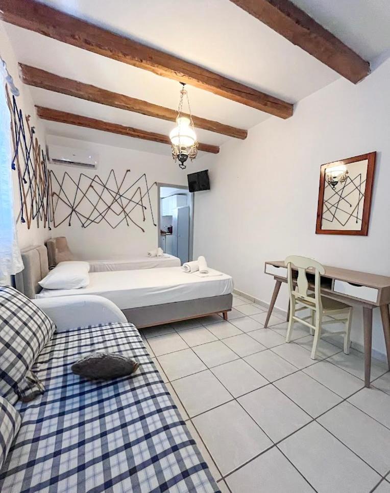 Hotel Camares Alopronia Zewnętrze zdjęcie